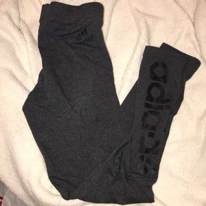 dark grey adidas leggings